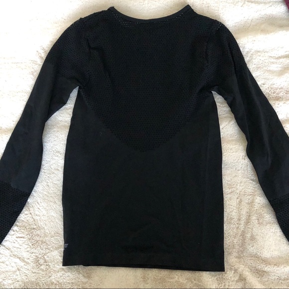 Muesetta Seamless Top - Picture 6 of 6